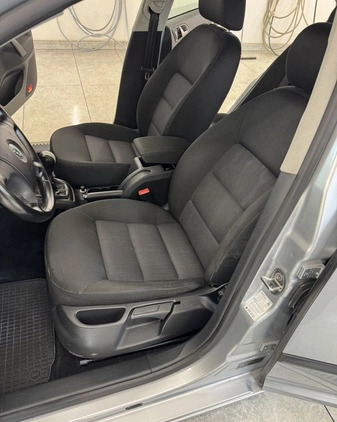 Skoda Octavia cena 15900 przebieg: 221400, rok produkcji 2008 z Sieradz małe 191